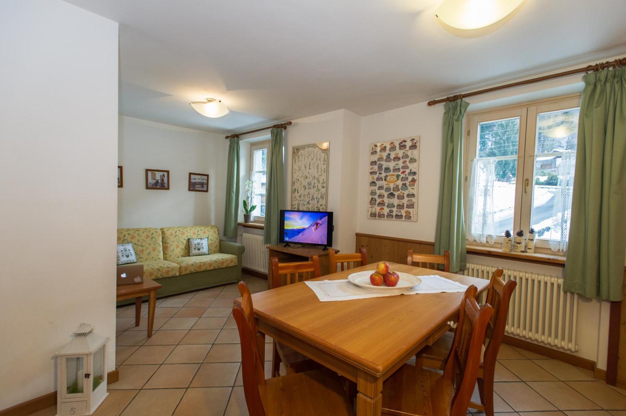 Aparthotel Casa Tomaselli à Pellizzano Extérieur photo