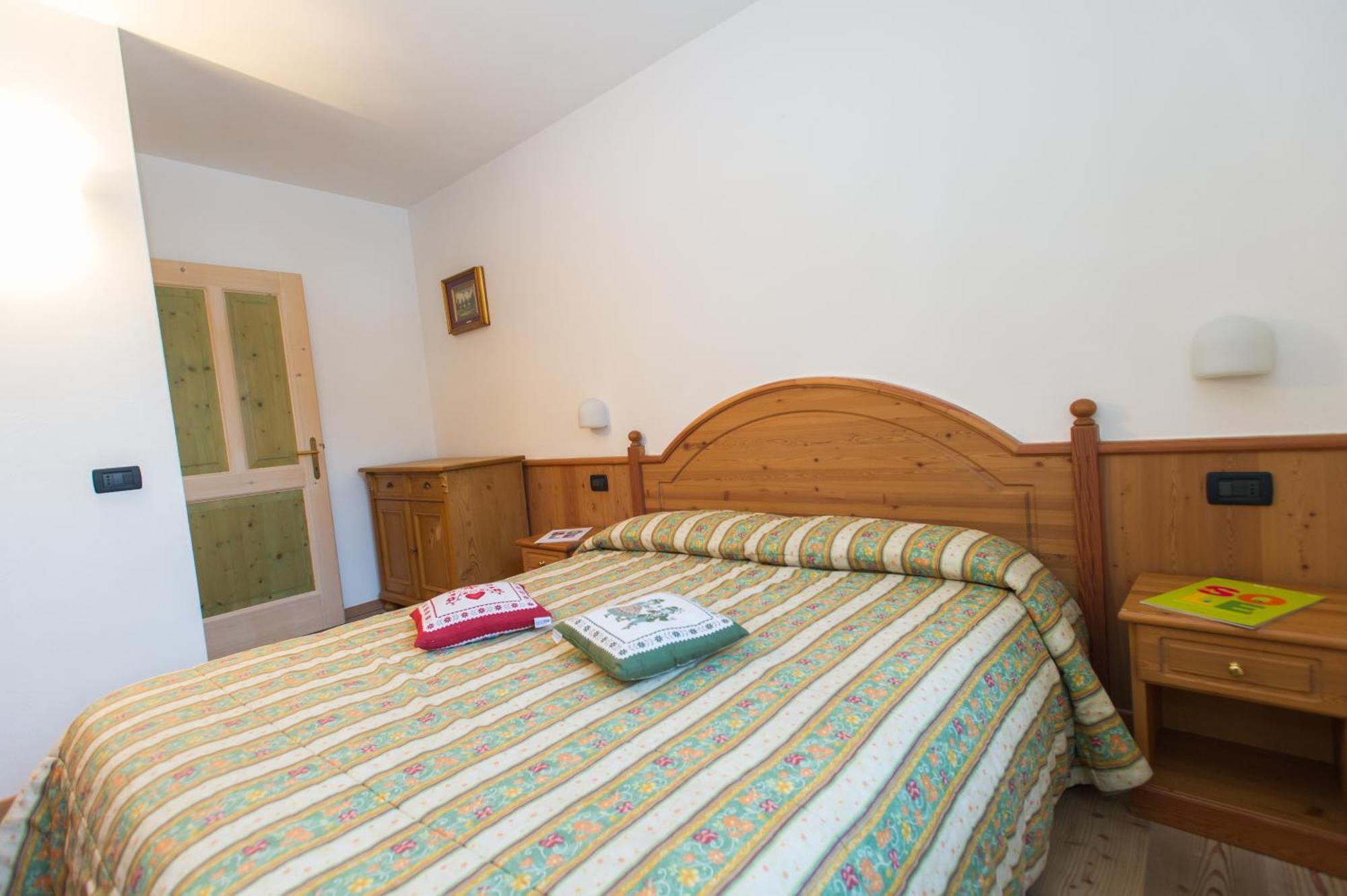 Aparthotel Casa Tomaselli à Pellizzano Extérieur photo